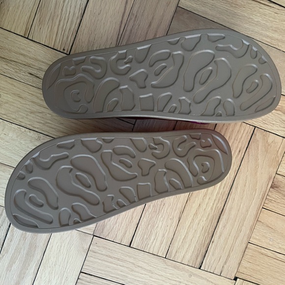 Aerosoles new fushia metallic slides - Picture 3 of 4